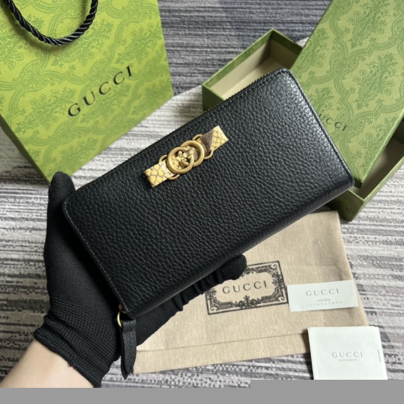 G*u*i wallets & purse